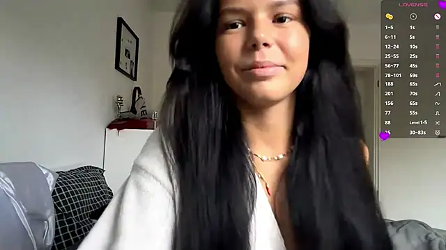 Snapshot of MaydaCornwall chatting on October 21, 2025, 7:09 am MaydaCornwall online show from October 21, 2025, 7:09 am