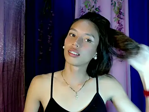 Snapshot of cyd_twink chatting on November 3, 2025, 10:05 am cyd twink online show from November 3, 2025, 10:05 am