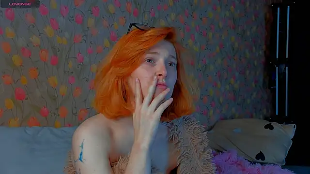 Squirrel Bunny online show from October 14, 2025, 3:46 pm