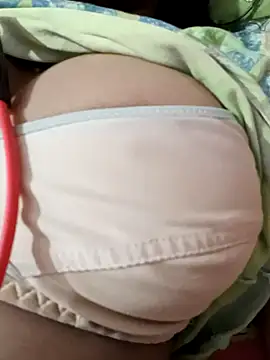 Snapshot of kaviyaponnu0987 chatting on September 26, 2025, 1:48 pm kaviyaponnu0987 online show from September 26, 2025, 1:48 pm