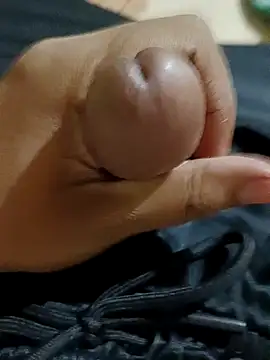 Snapshot of zayaan0 chatting on November 12, 2025, 5:57 pm zayaan0 online show from November 12, 2025, 5:57 pm