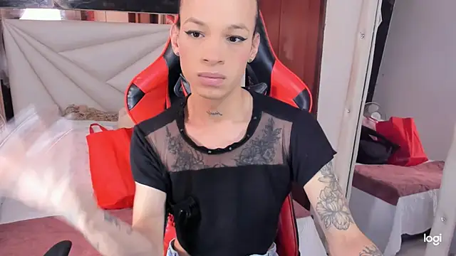 sara slut21 online show from December 13, 2024, 4:49 pm