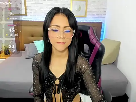 Snapshot of liittle_sunflower chatting on November 19, 2025, 1:22 pm liittle sunflower online show from November 19, 2025, 1:22 pm