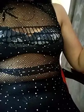 Snapshot of Quinn_Bebo chatting on October 27, 2025, 1:59 pm Quinn Bebo online show from October 27, 2025, 1:59 pm