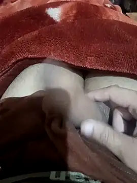 Snapshot of xerxusi chatting on October 27, 2025, 6:45 pm xerxusi online show from October 27, 2025, 6:45 pm