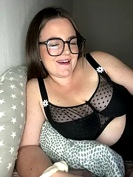 Snapshot of whitequeen_xxx chatting on October 2, 2025, 9:11 pm whitequeen xxx online show from October 2, 2025, 9:11 pm