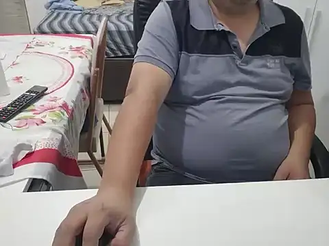 Snapshot of WanMenBez chatting on November 1, 2025, 12:23 am WanMenBez online show from November 1, 2025, 12:23 am