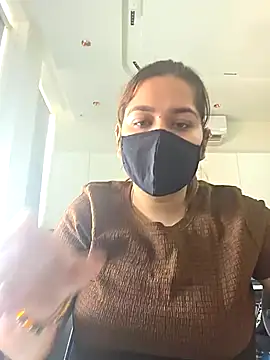 Snapshot of priyalfck99 chatting on October 22, 2025, 6:35 am priyalfck99 online show from October 22, 2025, 6:35 am