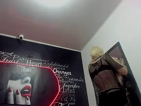 Snapshot of Megam_ chatting on September 10, 2025, 12:10 am Megam  online show from September 10, 2025, 12:10 am