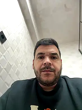 Snapshot of elvergon2023 chatting on October 3, 2025, 8:00 am elvergon2023 online show from October 3, 2025, 8:00 am