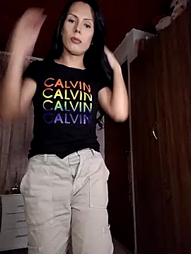 Snapshot of grecia_live69 chatting on October 19, 2025, 3:18 am grecia live69 online show from October 19, 2025, 3:18 am