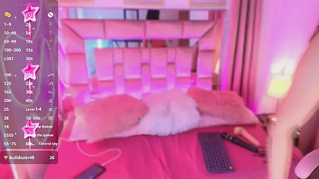 Snapshot of Sophie_stars chatting on November 17, 2025, 6:08 am Sophie stars online show from November 17, 2025, 6:08 am