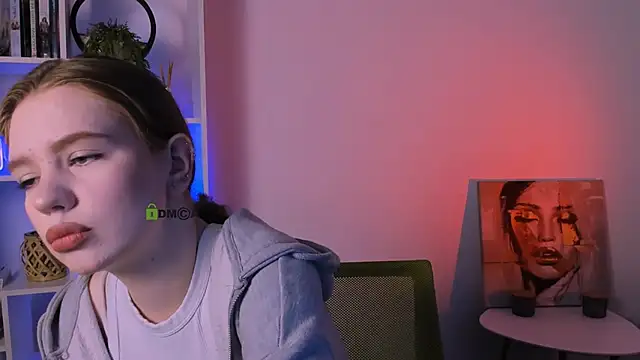 Snapshot of eva_drive chatting on October 9, 2025, 7:01 pm eva drive online show from October 9, 2025, 7:01 pm