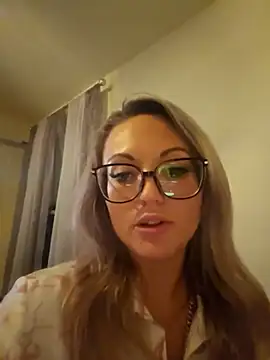 Snapshot of Barbie2359 chatting on September 24, 2025, 5:11 am Barbie2359 online show from September 24, 2025, 5:11 am