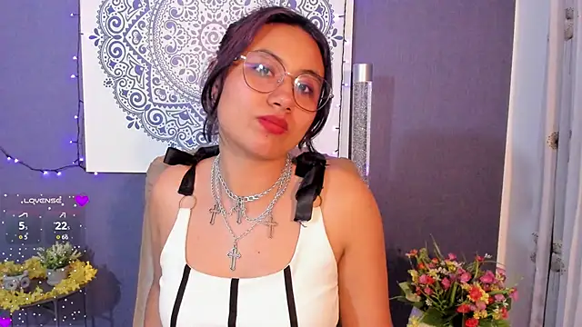 Snapshot of Nova_allen chatting on September 22, 2025, 11:18 pm Nova allen online show from September 22, 2025, 11:18 pm