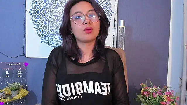 Snapshot of Nova_allen chatting on September 24, 2025, 11:30 pm Nova allen online show from September 24, 2025, 11:30 pm