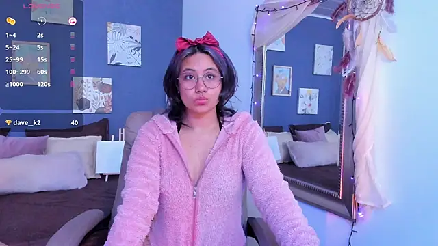 Snapshot of Nova_allen chatting on October 1, 2025, 11:33 pm Nova allen online show from October 1, 2025, 11:33 pm