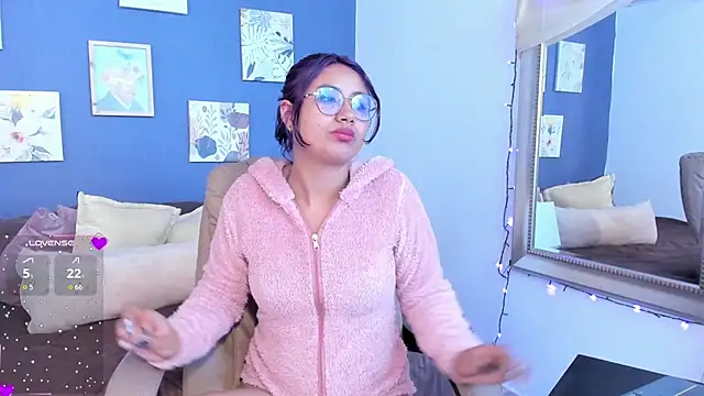 Snapshot of Nova_allen chatting on November 13, 2025, 12:31 am Nova allen online show from November 13, 2025, 12:31 am