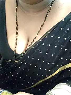 Snapshot of Tamil-rami chatting on September 15, 2025, 2:06 pm Tamil-rami online show from September 15, 2025, 2:06 pm