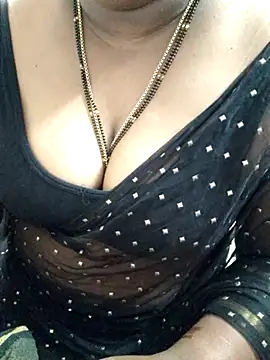 Snapshot of Tamil-rami chatting on October 14, 2025, 5:30 am Tamil-rami online show from October 14, 2025, 5:30 am