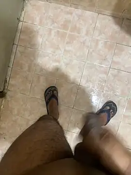 Snapshot of Binuthomas chatting on September 19, 2025, 3:45 pm Binuthomas online show from September 19, 2025, 3:45 pm