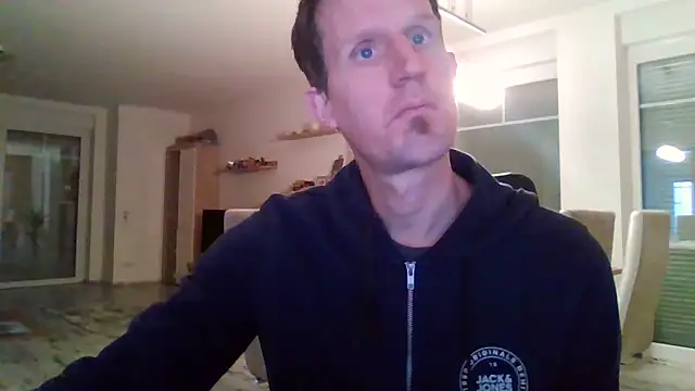 Snapshot of Trockenbau chatting on November 1, 2025, 10:39 am Trockenbau online show from November 1, 2025, 10:39 am