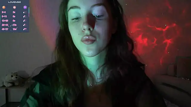 Snapshot of eskatmi chatting on October 22, 2025, 12:44 am eskatmi online show from October 22, 2025, 12:44 am