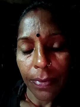 Snapshot of Suhana_pandit chatting on October 11, 2025, 10:30 pm Suhana pandit online show from October 11, 2025, 10:30 pm