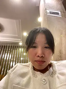 Snapshot of QueenLink chatting on September 22, 2025, 1:57 pm QueenLink online show from September 22, 2025, 1:57 pm