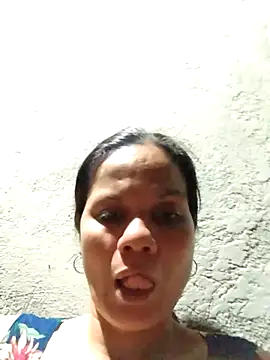 Snapshot of bomb_shiela chatting on October 20, 2025, 10:38 am bomb shiela online show from October 20, 2025, 10:38 am