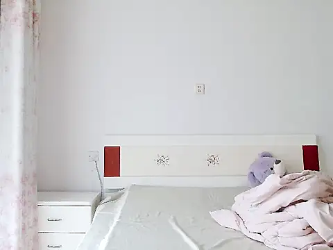 Snapshot of huihui520-- chatting on September 25, 2025, 11:41 pm huihui520-- online show from September 25, 2025, 11:41 pm