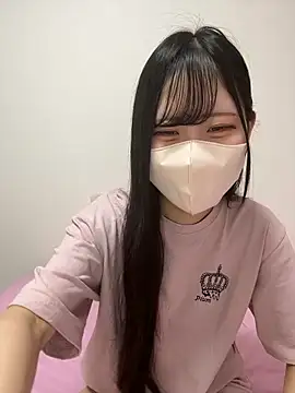 noa uxu online show from October 2, 2025, 2:18 am