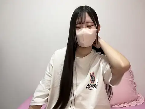 noa uxu online show from October 14, 2025, 10:05 am