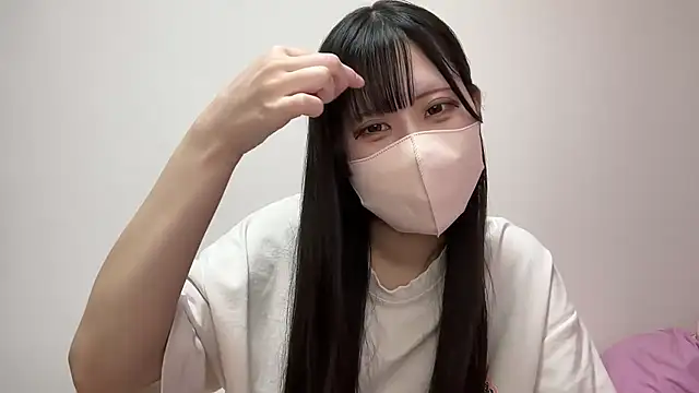 noa uxu online show from November 14, 2025, 5:06 am