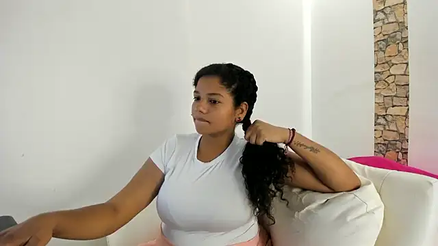 Snapshot of NinaCollinss1 chatting on September 20, 2025, 3:13 pm NinaCollinss1 online show from September 20, 2025, 3:13 pm