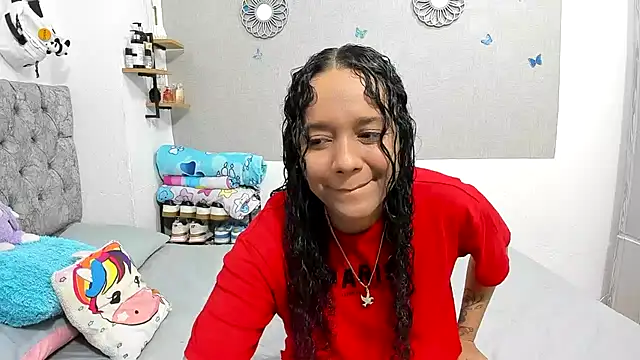 nay and aleja1 online show from October 9, 2025, 3:37 am