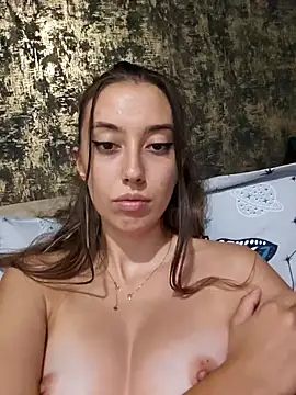 Virgin Pussy Horny online show from September 24, 2025, 5:49 pm