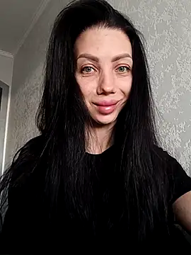 Snapshot of Princessa99885 chatting on October 15, 2025, 6:24 am Princessa99885 online show from October 15, 2025, 6:24 am
