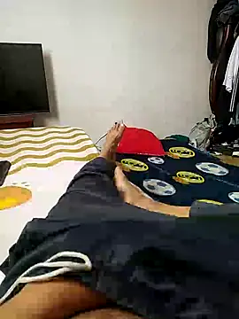 SUPERLUISKA   online show from September 17, 2025, 6:42 pm