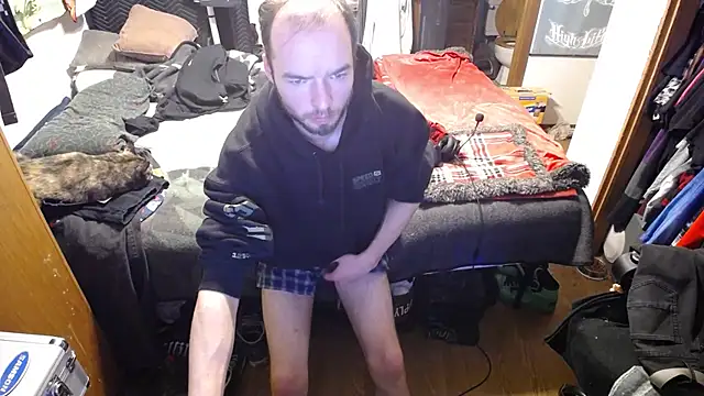 Snapshot of womenhateme69 chatting on November 3, 2025, 7:09 am womenhateme69 online show from November 3, 2025, 7:09 am