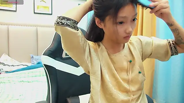 Snapshot of Safer-001 chatting on October 3, 2025, 4:31 am Safer-001 online show from October 3, 2025, 4:31 am