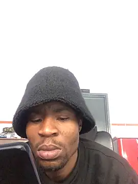 Snapshot of broskies777 chatting on September 19, 2025, 9:00 am broskies777 online show from September 19, 2025, 9:00 am