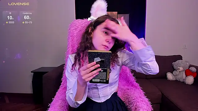 Snapshot of uco_mon chatting on September 17, 2025, 2:41 pm uco mon online show from September 17, 2025, 2:41 pm