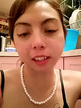 Snapshot of MoonBlueSex chatting on September 18, 2025, 2:57 am MoonBlueSex online show from September 18, 2025, 2:57 am