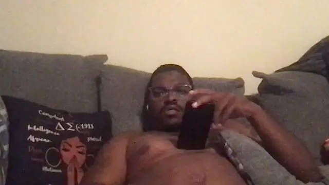 Snapshot of RichDaddy60 chatting on October 20, 2025, 11:32 am RichDaddy60 online show from October 20, 2025, 11:32 am