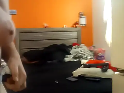 Snapshot of LusciousKandy chatting on September 14, 2025, 10:20 pm LusciousKandy online show from September 14, 2025, 10:20 pm