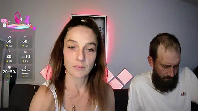Snapshot of XBellaXundXUweX chatting on September 13, 2025, 7:57 pm XBellaXundXUweX online show from September 13, 2025, 7:57 pm
