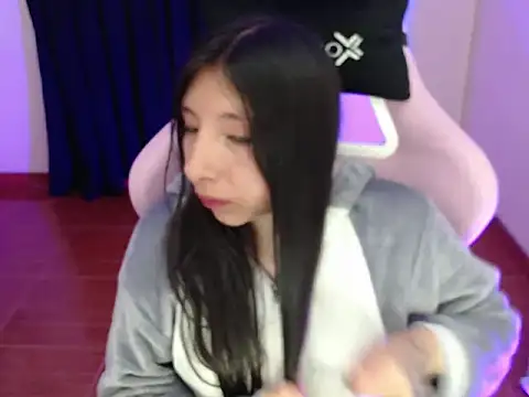 Snapshot of ScarlettShirahoshi chatting on September 24, 2025, 11:46 am ScarlettShirahoshi online show from September 24, 2025, 11:46 am