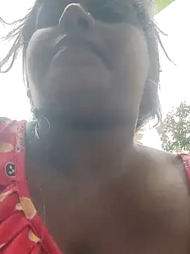 Snapshot of Hot-Show2 chatting on October 5, 2025, 3:05 am Hot-Show2 online show from October 5, 2025, 3:05 am