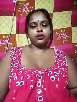 Snapshot of Hot-Show2 chatting on October 5, 2025, 4:16 pm Hot-Show2 online show from October 5, 2025, 4:16 pm